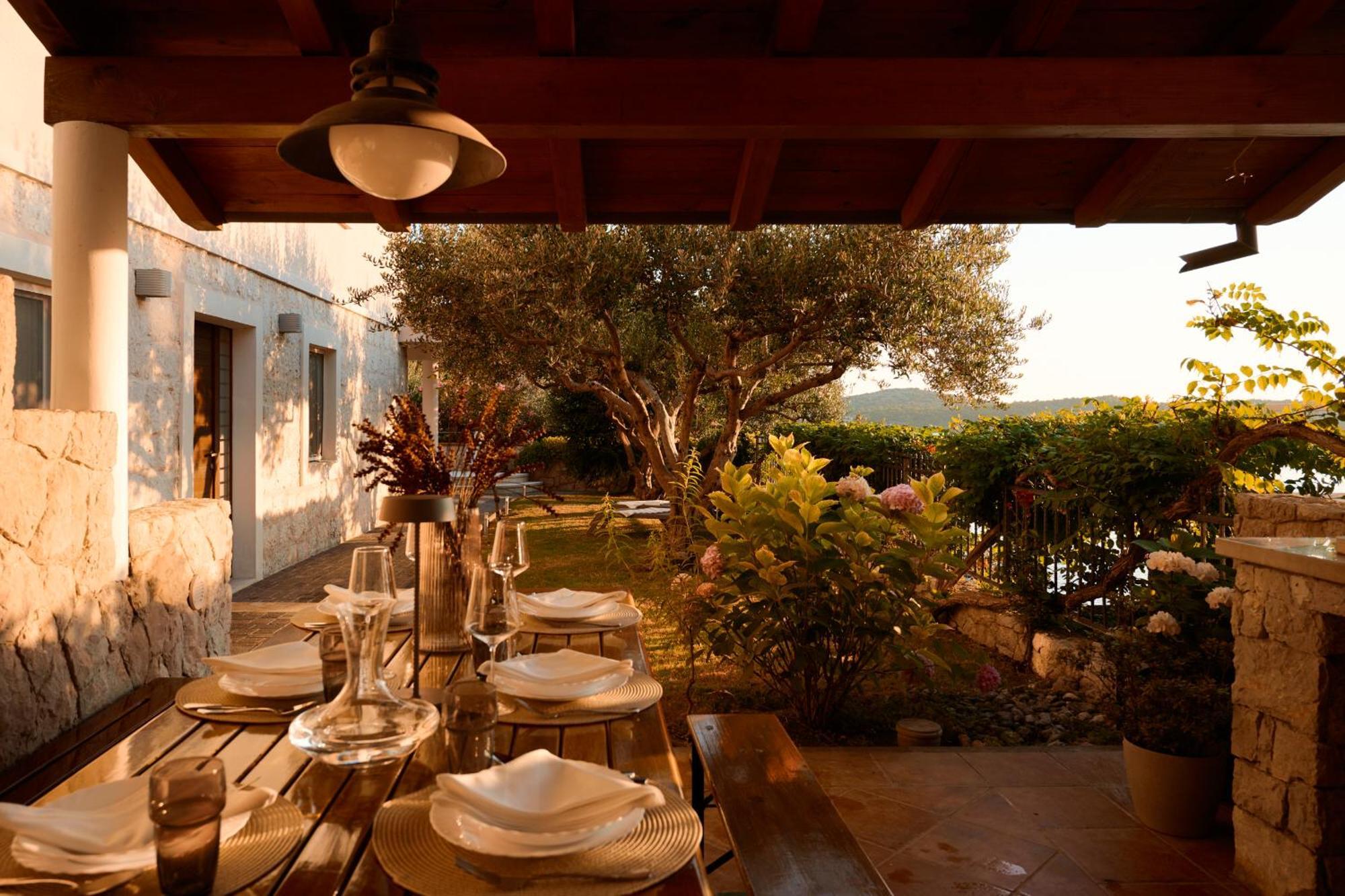 Luxurious City Retreat With Pool Sibenik Ngoại thất bức ảnh